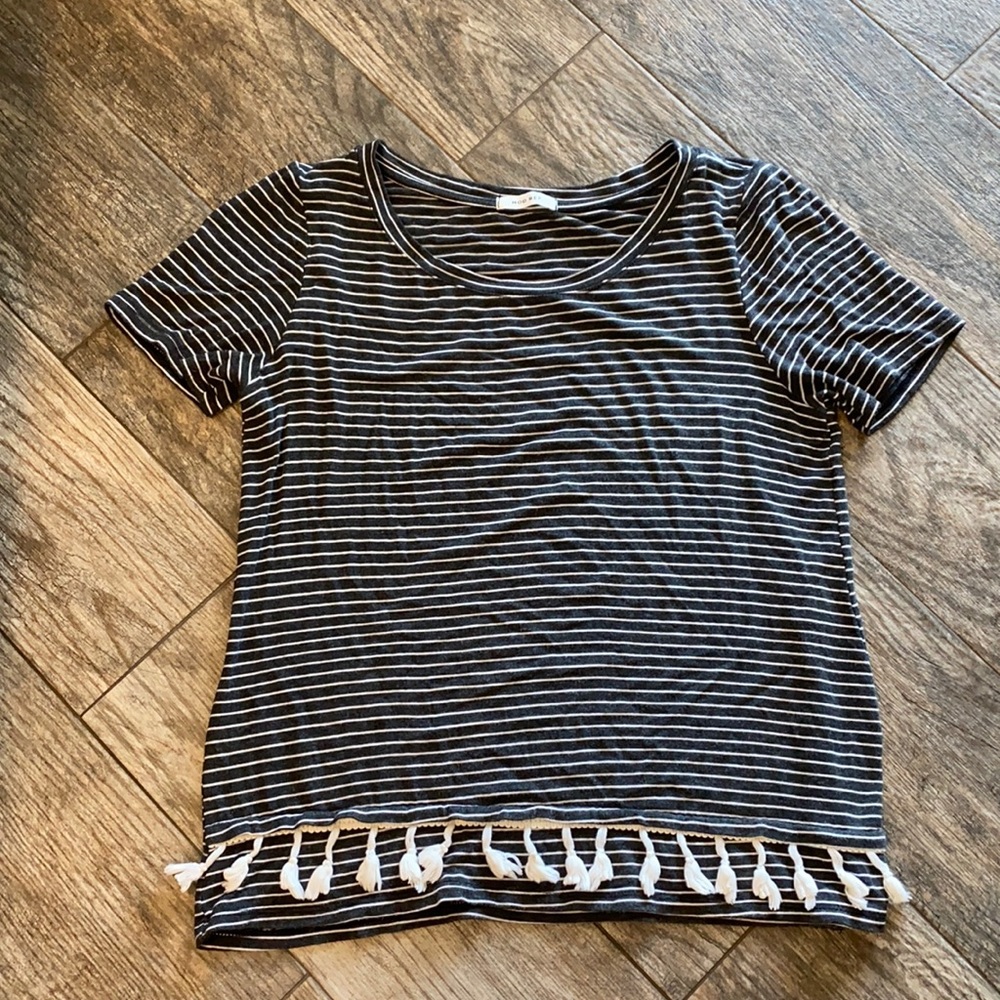 Mod ref striped tassel tee